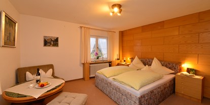 Hotels und Ferienwohnungen im Oberallgäu - Bad Hindelang - Gästehaus - Pension Bauerle