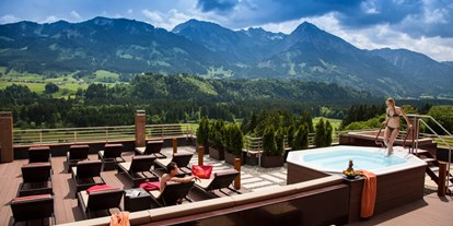 Hotels und Ferienwohnungen im Oberallgäu - Ausstattung: Hallenbad - Tanneck - Träumen überm Tal