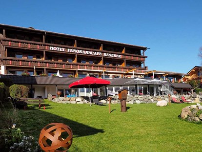Hotels und Ferienwohnungen im Oberallgäu - Unterkunftsart: Pension, Hotel Garni, Gasthof - Hotel - Pension Kaserer in Fischen im Allgäu - Panorama - Hotel Kaserer in Fischen im Allgäu