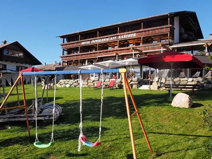 Hotels und Ferienwohnungen im Oberallgäu - Unterkunftsart: Pension, Hotel Garni, Gasthof - Hotel - Hotel Garni Kaserer in Fischen im Allgäu - Panorama - Hotel Kaserer in Fischen im Allgäu