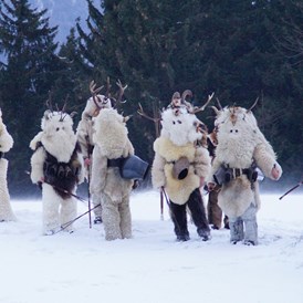 Veranstaltungen im Oberallgäu: KLÖUSEZIDD beim Oberstdorfer Advent - KLÖUSEZIDD beim Oberstdorfer Advent 2023
