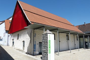 Veranstaltungen im Oberallgäu: Autorenlesung im Literaturhaus: Dr. Kurt Oesterle und Jule Hölzgen