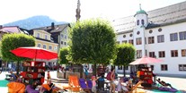 Hotels und Ferienwohnungen im Oberallgäu - Kategorien: Kultur & Brauchtum - Bayern - Draußen Lesen im Stadtzentrum von Immenstadt - Draußen Lesen 2024 im Stadtzentrum von Immenstadt
