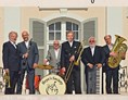 Veranstaltungen im Oberallgäu: Jazz meets Biergarten mit Heye's Society