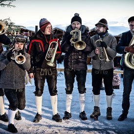 Veranstaltungen im Oberallgäu: Skywalk Allgäu feiert die Waldweihnacht