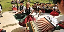 Hotels und Ferienwohnungen im Oberallgäu - Kinder & Familie: Kindergerichte - Bad Hindelang - Waldfest in Bad Hindelang - Vorderhindelang - Waldfest 2024 in Bad Hindelang - Vorderhindelang