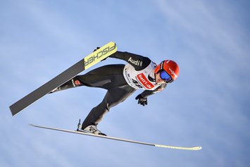 Veranstaltungen im Oberallgäu: TWO NIGHTS TOUR - FIS Weltcup - Skispringen der Damen in Oberstdorf  - TWO NIGHTS TOUR der Frauen - Skisprung Weltcup
