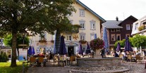 Hotels und Ferienwohnungen im Oberallgäu - Parken & Anreise: Anreise mit ÖPNV möglich - Bayern - Adler - Hotel und Restaurant in Oberstaufen im Oberallgäu - Restaurant im Adler in Oberstaufen im Allgäu