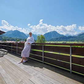 Unterkunft im Allgäu: SCHÜLE'S Gesundheitsresort - Erwachsenenhotel im Allgäu in Oberstdorf
- Terrasse Ladies' Spa - SCHÜLE'S Gesundheitsresort & Spa - Hotel in Oberstdorf