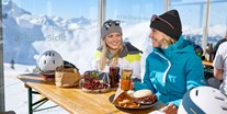 Hotels und Ferienwohnungen im Oberallgäu - Pistenvergnügen grenzenlos an der Kanzelwandbahn im Kleinwalsertal - Die Kanzelwandbahn - grenzenloses Wintervergnügen
