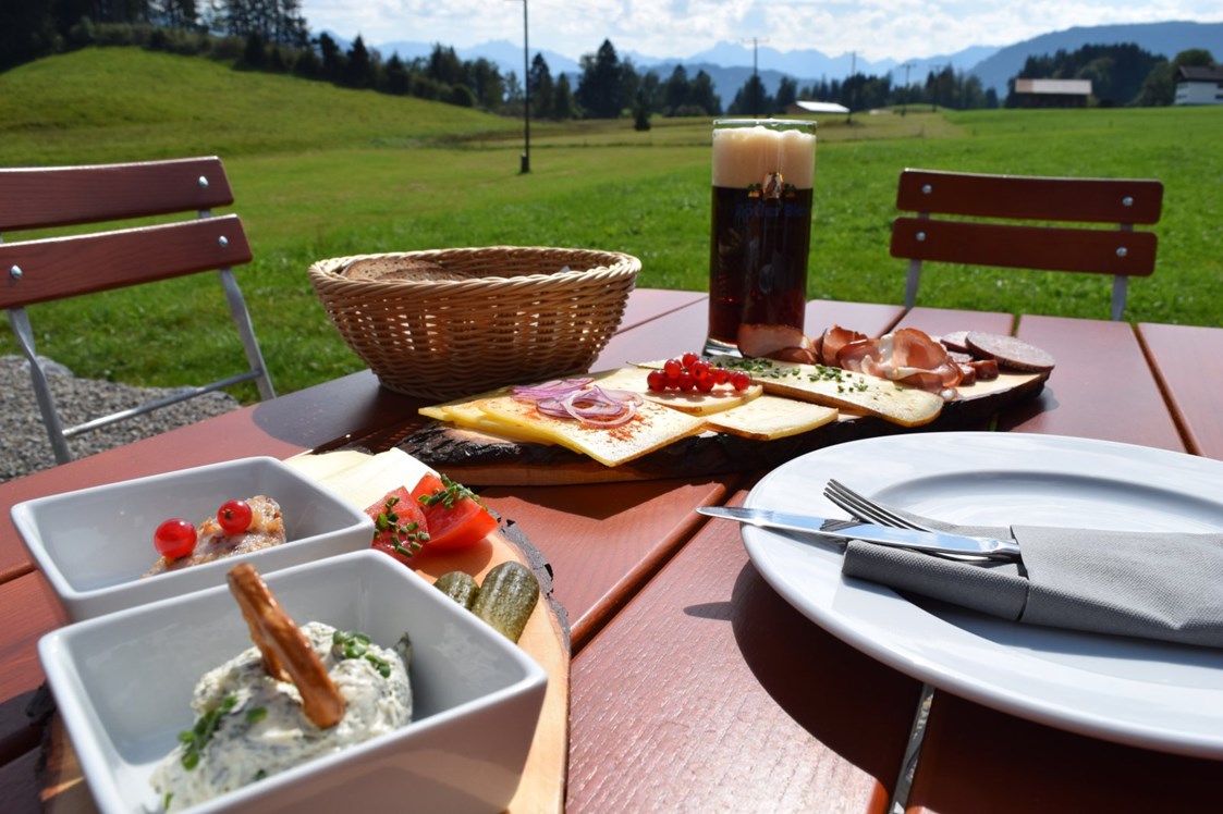 Restaurants im Oberallgäu: Am Burgstall - Café & Brotzeitstube - Am Burgstall - Café & Brotzeitstube