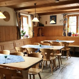 Restaurants im Oberallgäu: Schwarzenberghütte im Naturschutzgebiet Hintersteiner Tal - Schwarzenberghütte - Einkehrziel im Hintersteiner Tal