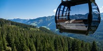 Hotels und Ferienwohnungen im Oberallgäu - Kinder & Familie: Kinder sind willkommen - Bayern - Ifen Bergbahnen im Kleinwalsertal / Allgäu - Ifen - Wanderparadies im Kleinwalsertal