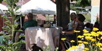 Hotels und Ferienwohnungen im Oberallgäu - Parken & Anreise: kostenlose Parkplätze - Kultur am Gleis präsentiert „The BlaHeLäDi Project“ - Kultur am Gleis präsentiert „The BlaHeLäDi Project“