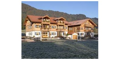 Hotels und Ferienwohnungen im Oberallgäu - Ofterschwang Ort - Am Riedbach
