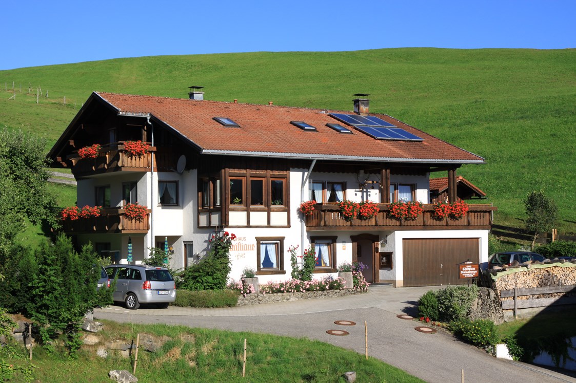 Unterkunft im Allgäu: Berghaus Christiane - Ferienwohnungen in Oberstaufen - Steibis im Allgäu - Berghaus Christiane - Steibis im Allgäu